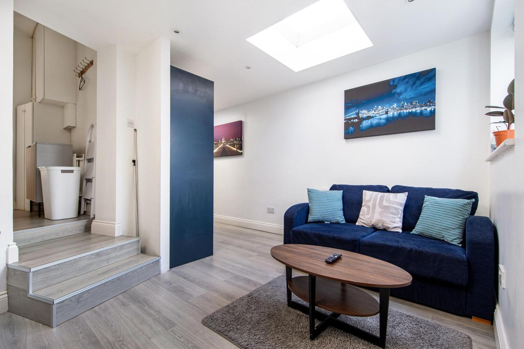 Cosy 1 Bed Apartment With Free Parking Close To Underground Station Zone 2 For Quick Access To Central London Up To 5 Guests المظهر الخارجي الصورة